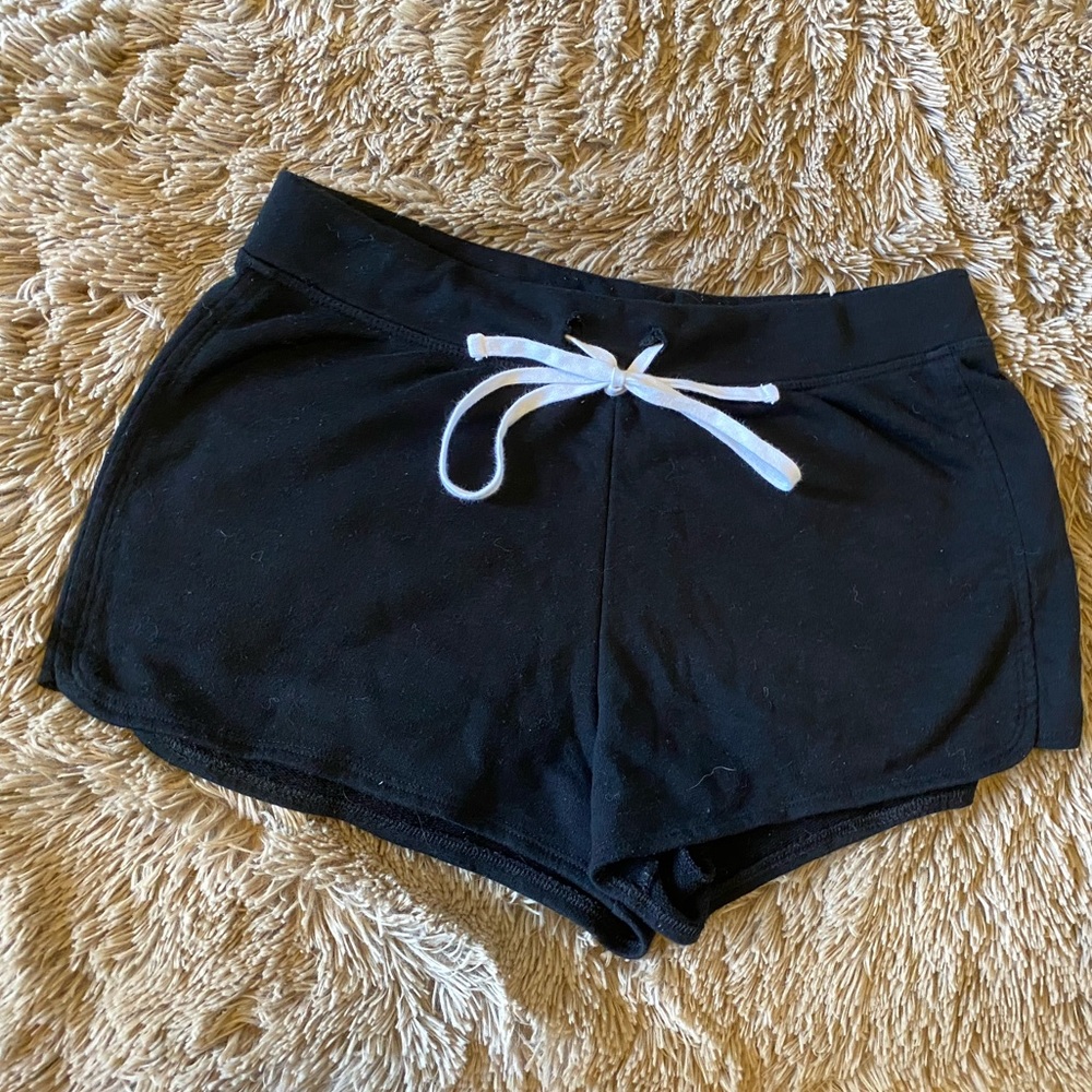 ✰ Cute black old navy shorts ✰